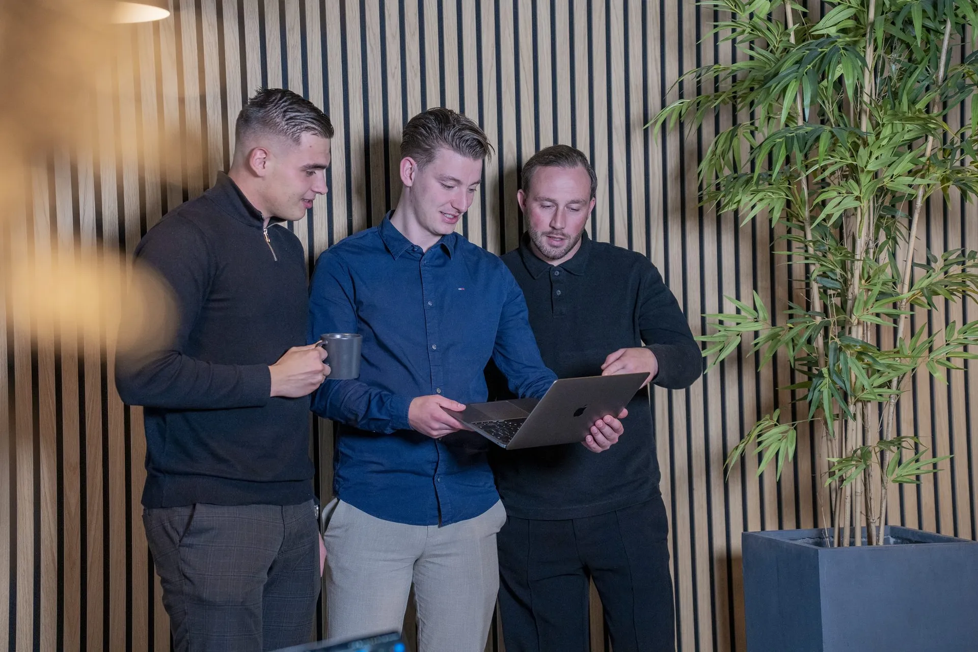 Achtergrond maakindustrie call-to-action sectie